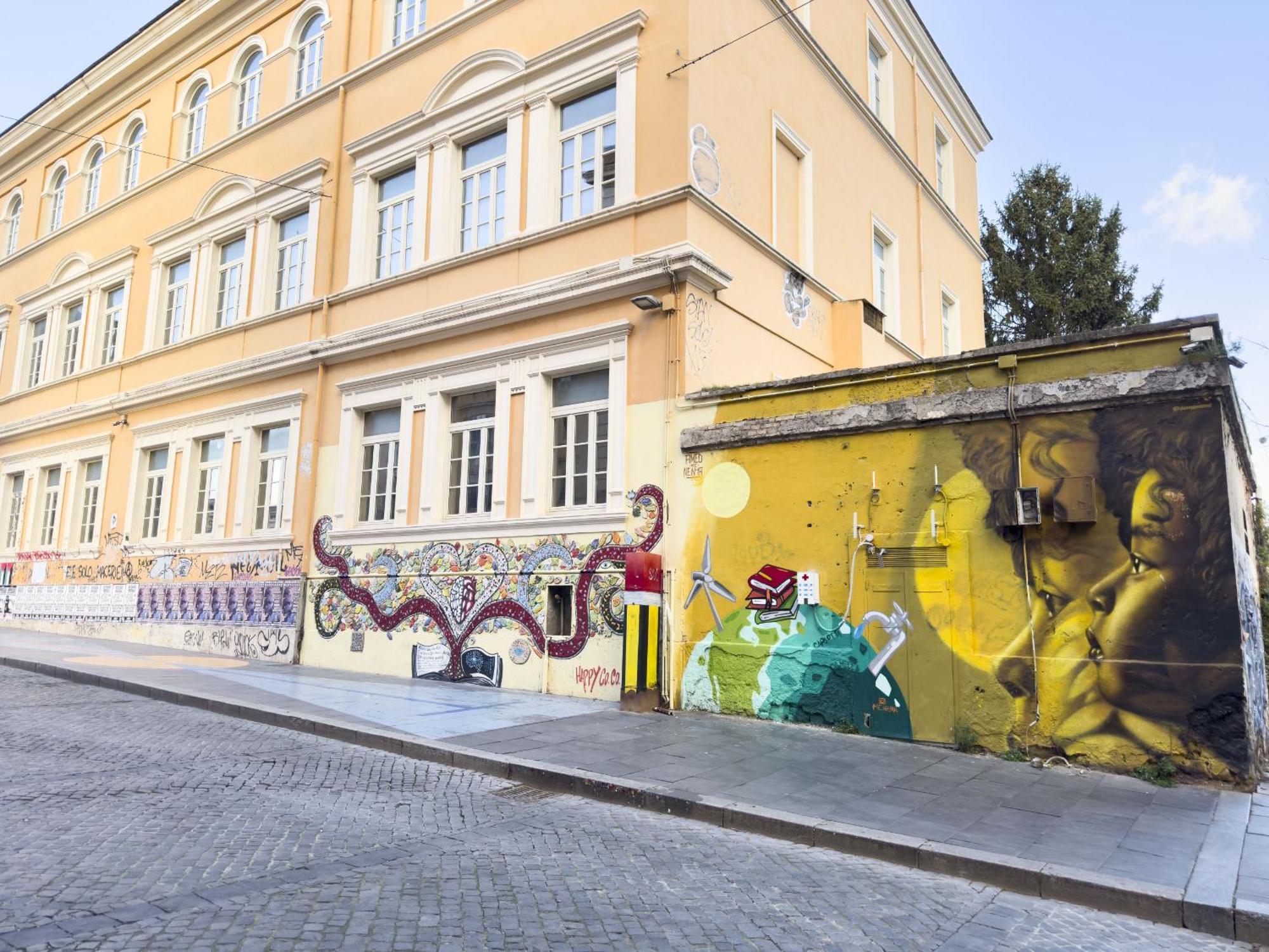 Eclectic In Trendy San Lorenzo Apartamento Roma